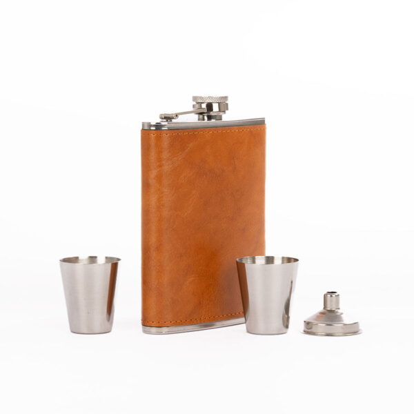 Set Petaca + Vasitos "OXFORD" - Artículos para el Hogar | MerchLAB