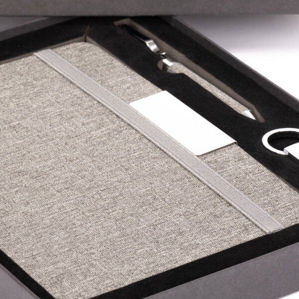 Set PARATY: Libreta de Notas, Bolígrafo y Llavero, detalle - Libretas Corporativas | MerchLAB