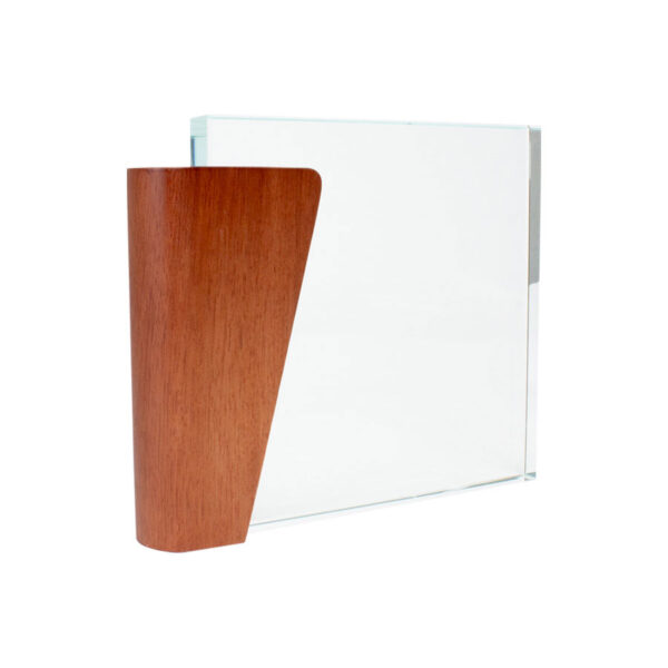 Trofeo Galvano de Madera y Cristal "Lewis", vista 2 - Galvano Corporativo | MerchLAB