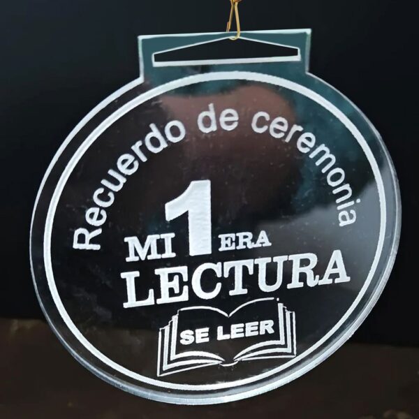 Medalla Acrílico Transparente MD 150 4 Medalla Acrílico Transparente MD 150, foto 4 - Medallas | MerchLAB