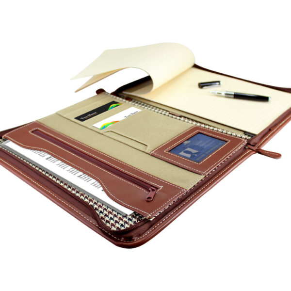 Deluxe Carpeta Windsor, detalle - Oficina y Escritorio | MerchLAB