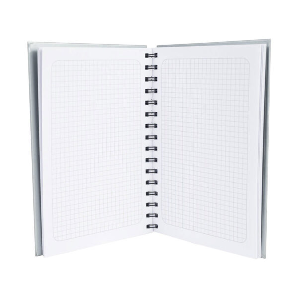 Cuaderno matemáticas tapa dura plateada., detalle - Cuadernos Corporativos | MerchLAB