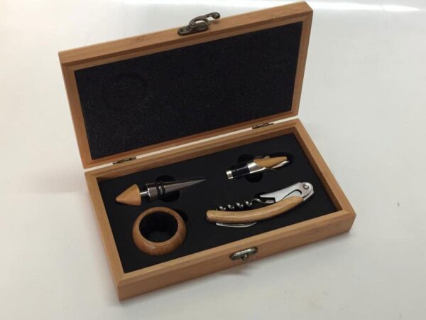 Set de Vino Bamboo W1 4 Set de Vino Bamboo W1, foto 4 - Accesorios de Vino | MerchLAB