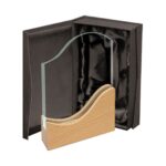 Galvano Cristal Base de Madera BLAS 26 - Galvanos y premios | MerchLAB