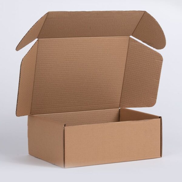 Caja autoarmable 36 x 28.2 x 12.5 cm, foto 10 - Packaging | MerchLAB