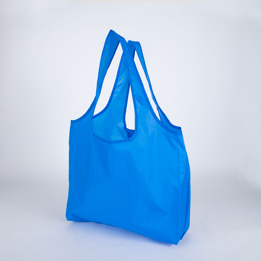 Bolsa plegable de compras en tela reciclada RPET 15L 3 Bolsa plegable de compras en tela reciclada RPET 15L, detalle - Bolsas de Poliester | MerchLAB