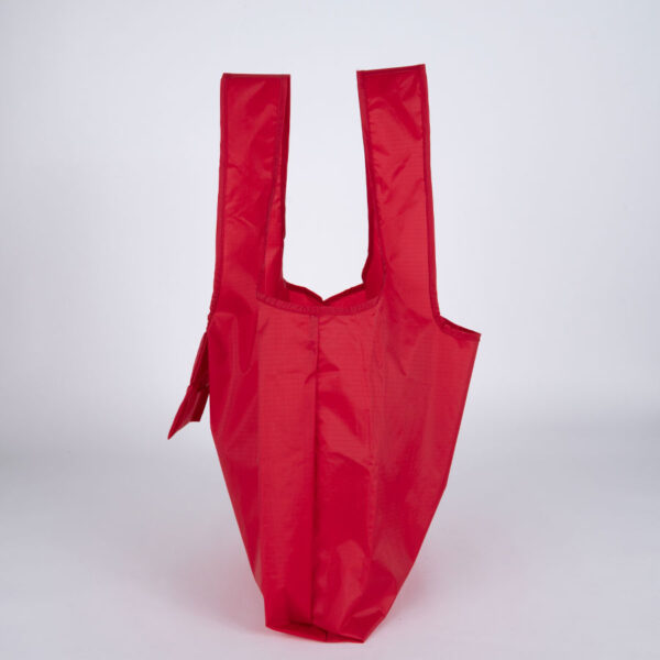 Bolsa plegable de compras en tela reciclada RPET 15L 5 Bolsa plegable de compras en tela reciclada RPET 15L, foto 5 - Bolsas de Poliester | MerchLAB